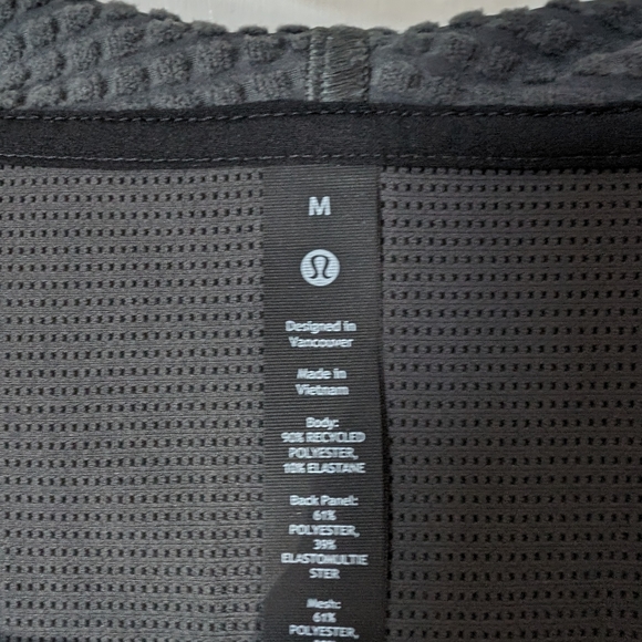 Lululemon - Black Running Jacket - Medium - Picture 3 of 4